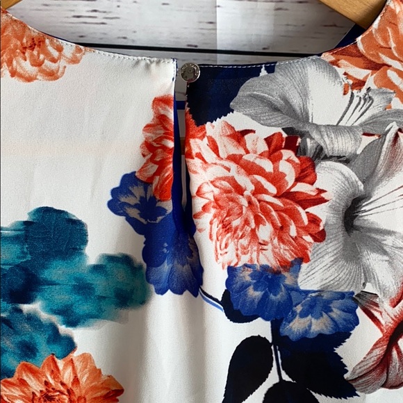 Vince Camuto Floral size Extra Small - Picture 6 of 8